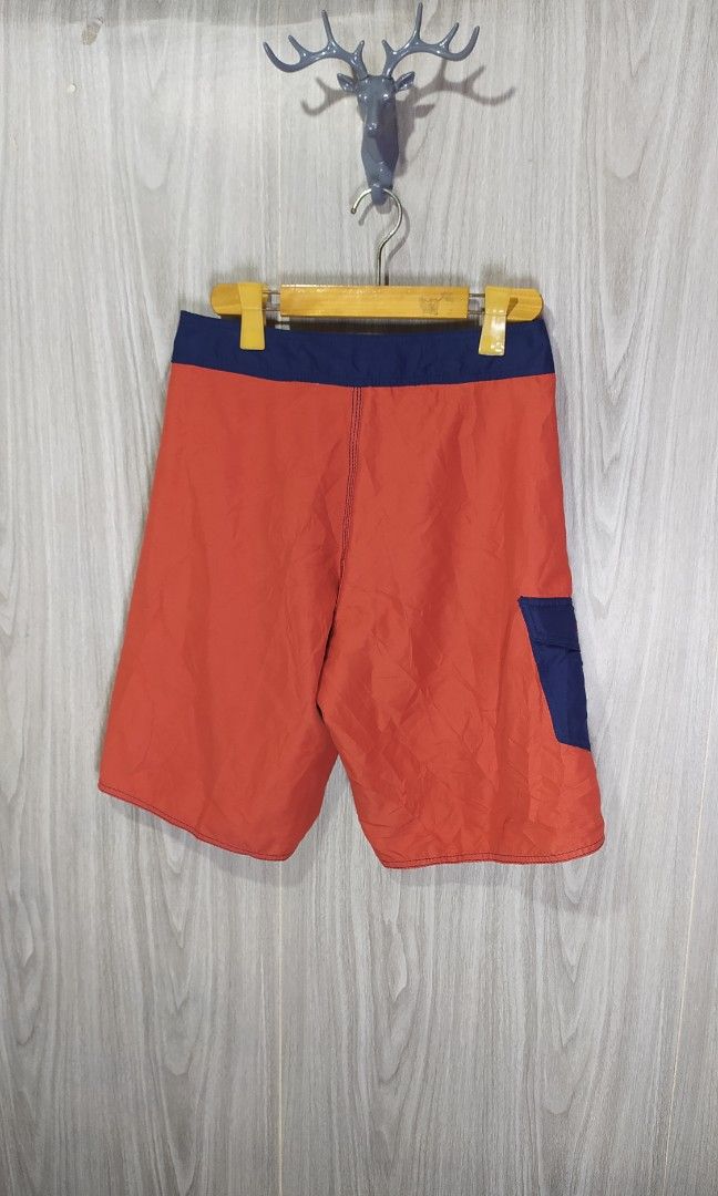 Billabong Board Short (Category: Shorts) located in Naga. Submitted by secondspinv2 (Listing ID 1468664992, Image 3). Description: Billabong Board Short ✅Size: 28 ✅Length: 20 ✅Hem: 11 ✅Color Rate: 9.5/10 ✅Issue: Cut Wash Tags ✅Need Wash ✅Location: Bicol Naga City, Camarines Sur ✅Courier: J&T Express/Flash Express ✅MOP: Gcash only.