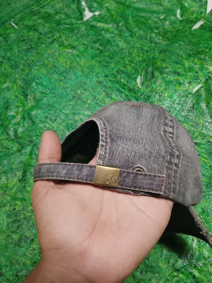Birkenstock Sport distressed baseball cap (Category: Caps & Hats) located in Tagbina. Submitted by jera-thrift.16 (Listing ID 1468631988, Image 3). Description: excellent condition need wash no issue color rate 9 vintage vibes.