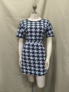 (Category: ) located in . Submitted by mrlfashion23 (Listing ID 1468589784, Image 1). Description: .