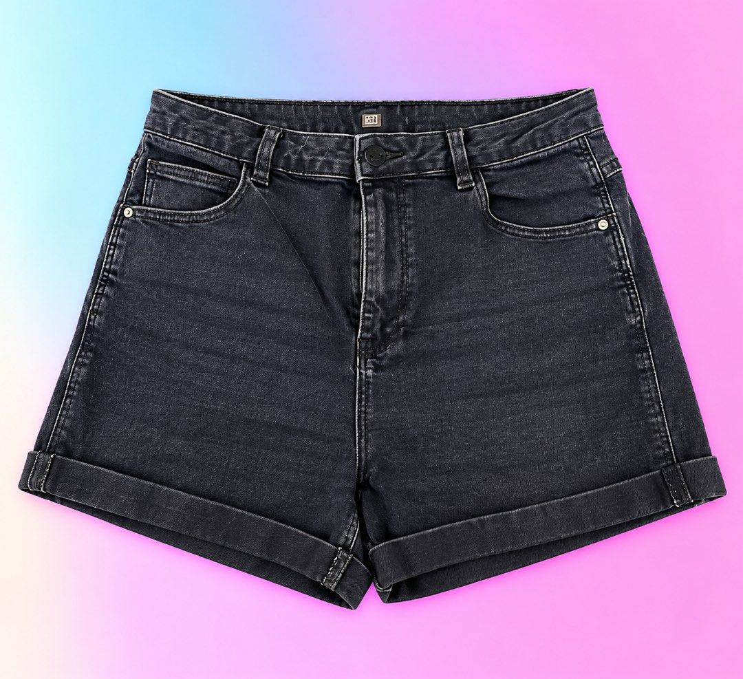 Black Denim Cuffed Shorts High Waisted (Category: Shorts) located in Quezon City. Submitted by turtleandfishes (Listing ID 1468680632, Image 1). Description: - Bought in Malaysia PDI - Style: High-waisted black denim shorts with cuffed hems - Fit: Slight stretch for a comfortable fit - Details: Classic five-pocket style with button closure and zipper fly - Measurements: ~15 inches across the waist, ~14 inches in length - Condition/Use: Versatile 