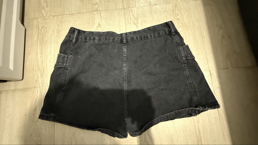 Black Denim Overlap Skort (Category: Shorts) located in Quezon City. Submitted by dinesaur (Listing ID 1468696852, Image 3). Description: 18 laid flat = 36 inches waist Thick and heavy denim.