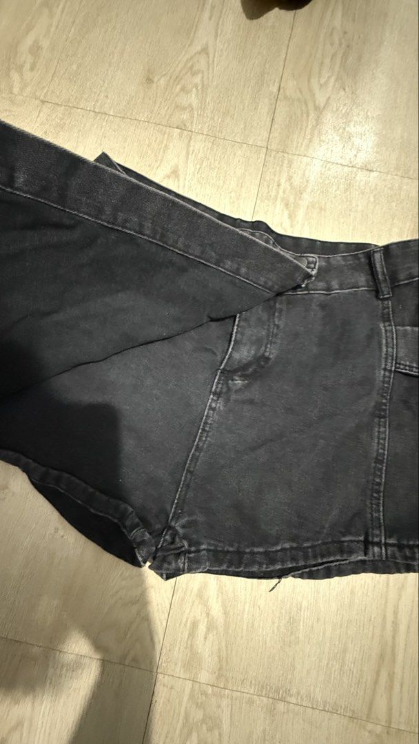 Black Denim Overlap Skort (Category: Shorts) located in Quezon City. Submitted by dinesaur (Listing ID 1468696852, Image 2). Description: 18 laid flat = 36 inches waist Thick and heavy denim.
