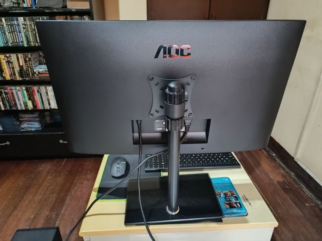 AOC U27B3CF 27-inch 4K UHD ( IPS Semi-Glossy Panel ) (Category: Monitor Screens) located in Makati City. Submitted by bluesky1328 (Listing ID 1468631275, Image 3). Description: AOC U27B3CF 27-inch 4K UHD Sharp 4K Resolution, vivid semi-glossy IPS Panel and adaptive-sync support. Monitor built for everyday productivity, home offices, and creative work. P 9,000 ( hard cash payment lang po ) AVAILABLE pa po ang unit. no issues. no dead pixels. like 