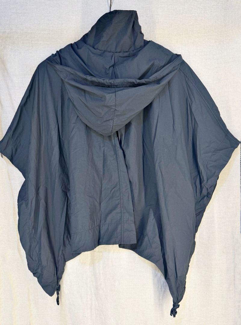 Black Hooded Poncho (Category: Coats, Jackets and Outerwear) located in Caloocan City. Submitted by uniquefind04625 (Listing ID 1468649400, Image 2). Description: Black Hooded Poncho ₱250 ✅ AVAILABILITY: All items posted are available unless marked 📌 RESERVED. 💰 PRICING: Reasonably priced. Please do not ask for a "last price" as I will not bargain my own price. Feel free to make a fair offer instead. Discounts are offered for bulk orders and re