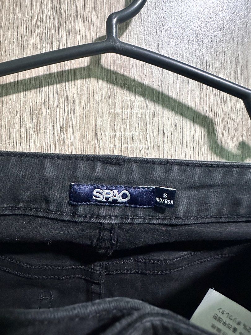 Black Maong Skirt (Category: Skirts) located in Manila. Submitted by love.lyxph (Listing ID 1468651656, Image 2). Description: Spao.