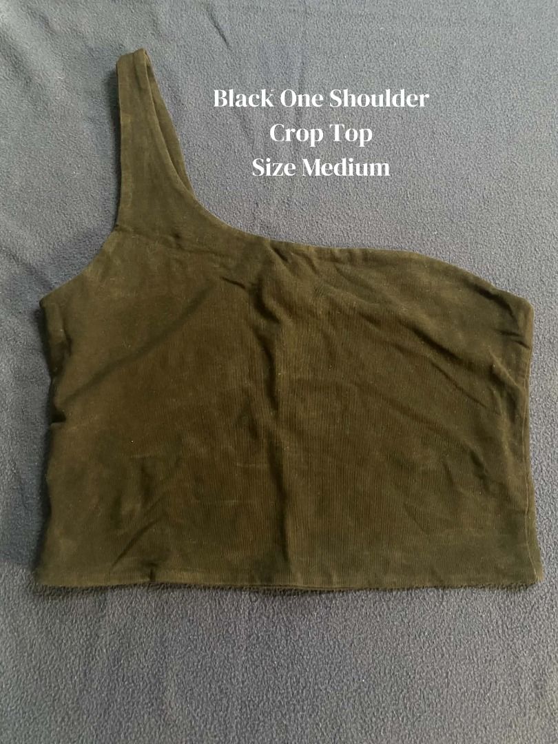 Black One Shoulder Crop Top Size Medium (Category: Sleeveless) located in Santa Cruz, Pampanga. Submitted by jncthriftshop (Listing ID 1468633091, Image 1). Description: Please note that this item is pre-loved and not brand new. It may have minor signs of use, such as small stains, loose threads, slight fading, or other minor imperfections. Please manage your expectations and check all photos carefully before purchasing. -Condition: Pre-loved / S