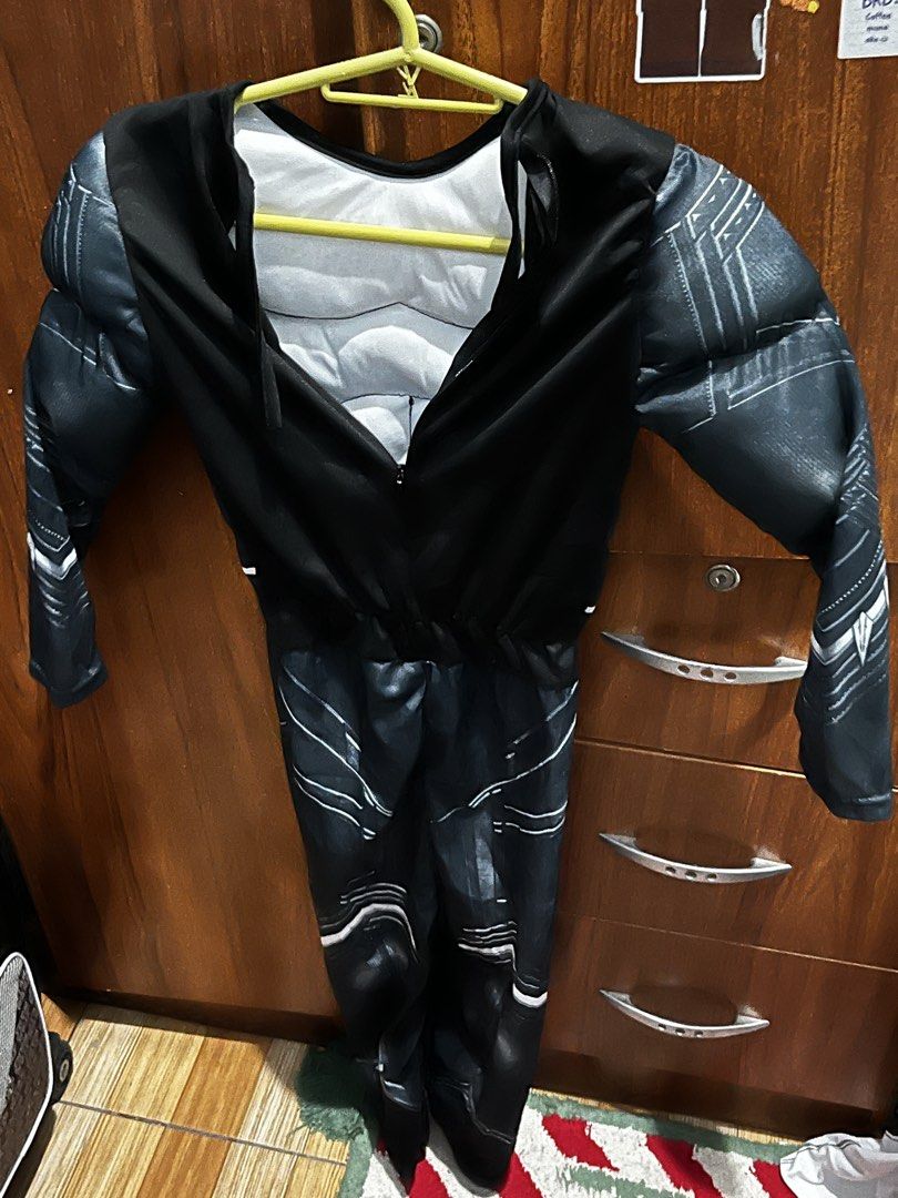 Black Panther Costume size S (Category: Babies & Kids Fashion) located in Quezon City. Submitted by abbiecanoy (Listing ID 1468569962, Image 3). Description: Black Panther Costume with mask 🖤 * Size Small * Suitable for ages 6–7 years old * Mask included * used once only at school * very good condition * has foam padding some parts of the costume 📍Tandang Sora Quezon City .