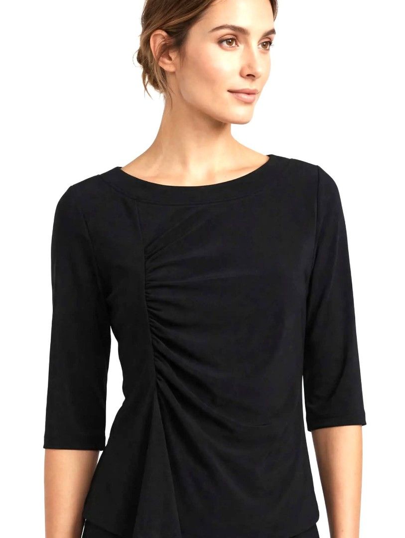 Black Pleated Blouse (Category: Blouses) located in Las Pinas. Submitted by apples_here (Listing ID 1468214401, Image 2). Description: Slight used Black With pleated design Small-Medium Stretchy fabric.