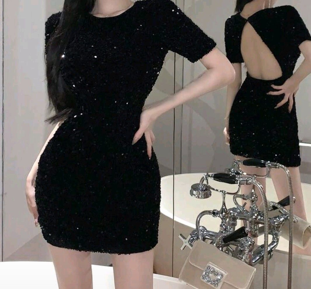 Black Sequin Backless Dress (Category: Dresses) located in Manila. Submitted by introvertedcat_cm3632 (Listing ID 1468570707, Image 1). Description: -used once -Good condition -Wala na paggagamitan.
