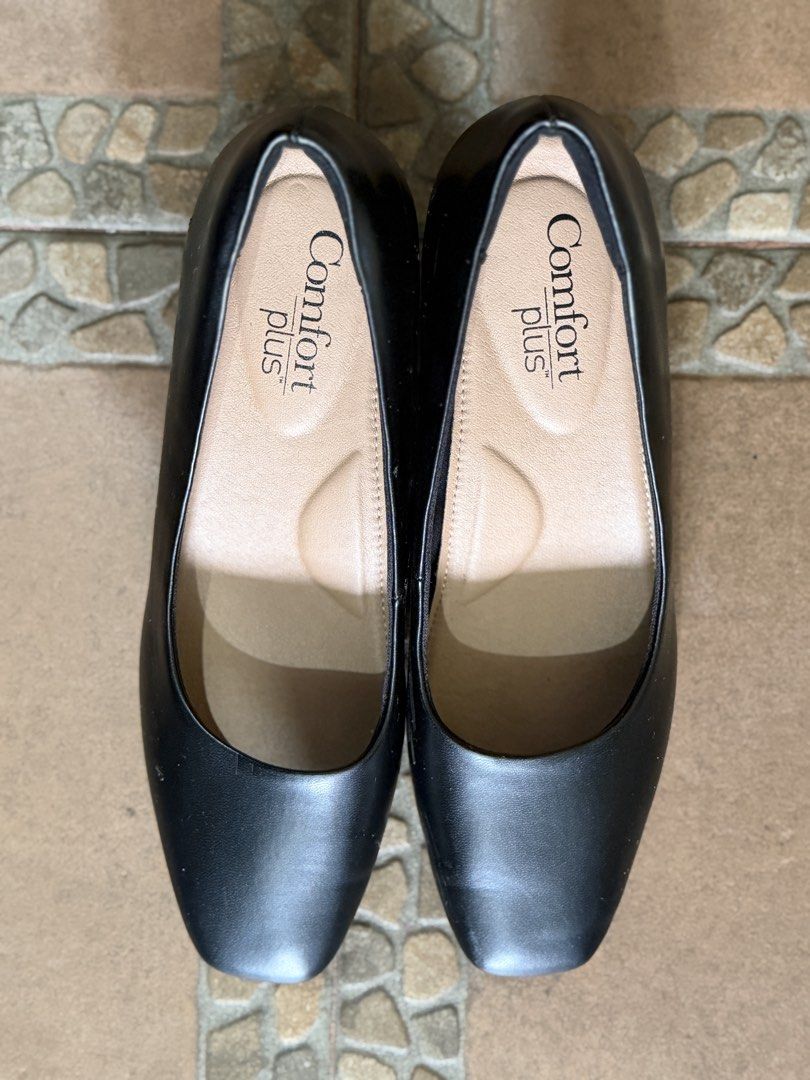 Black Shoes (Category: Heels) located in Quezon City. Submitted by relovedmebykay (Listing ID 1468569597, Image 1). Description: .
