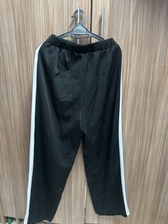 (Category: ) located in . Submitted by naa.preloved18 (Listing ID 1468557771, Image 1). Description: .