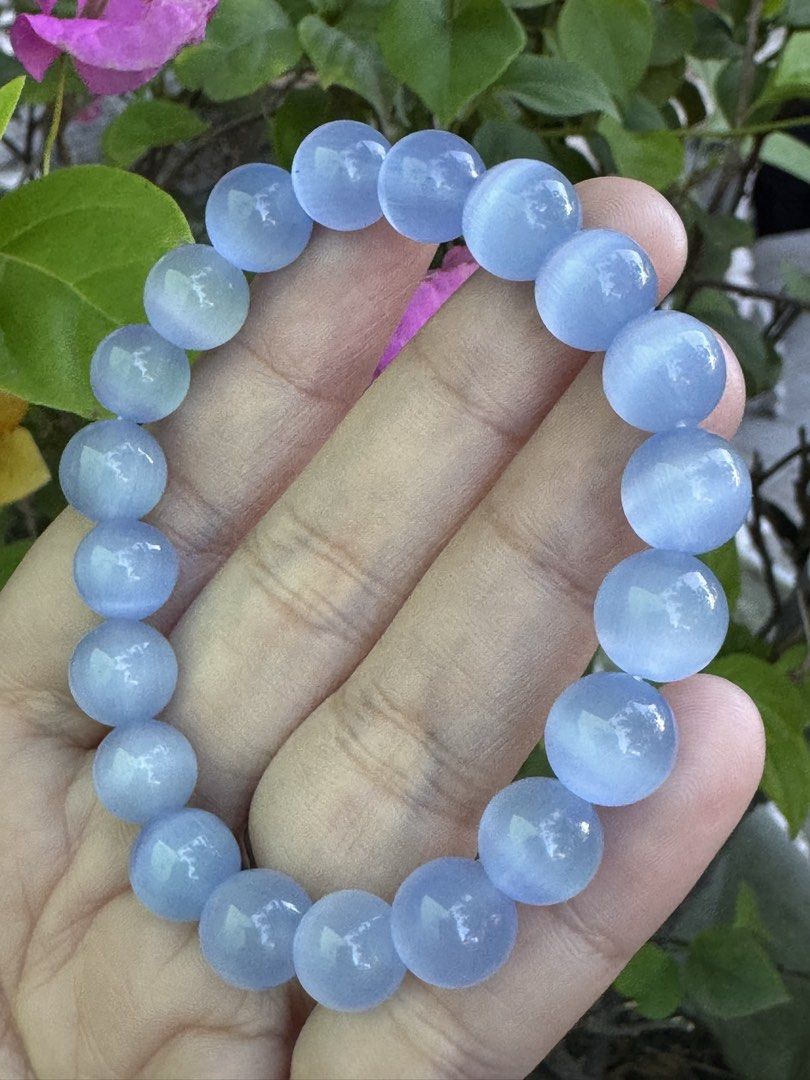 BLUE CATSEYE BRACELET 🍍 B5_JC003 (Category: Bracelets) located in Bulacan. Submitted by selling_low_by_bella_ben (Listing ID 1468606784, Image 3). Description: BLUE CATSEYE 🍍 B5_JC003 🏷️ 160 9+ mm bead 16 cm wrists.