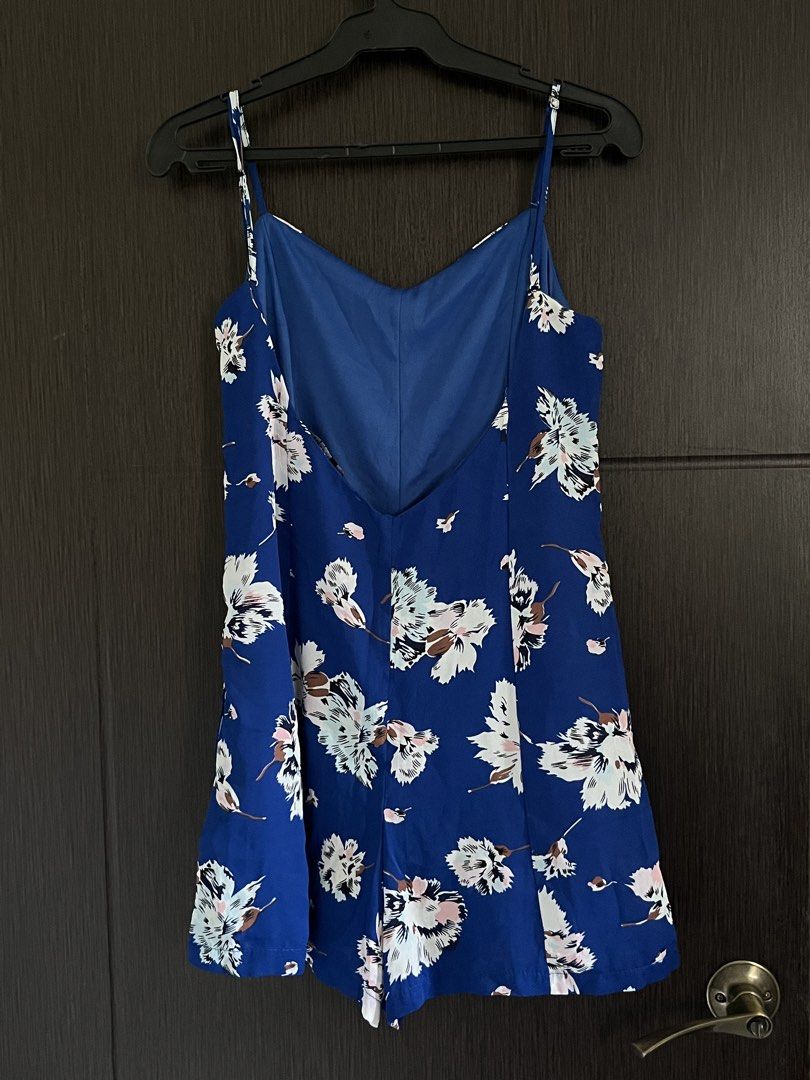 Blue Floral Jumpsuit (Category: Jumpsuits) located in Manila. Submitted by irish_closet (Listing ID 1468540725, Image 2). Description: - S on tag but can fit M.