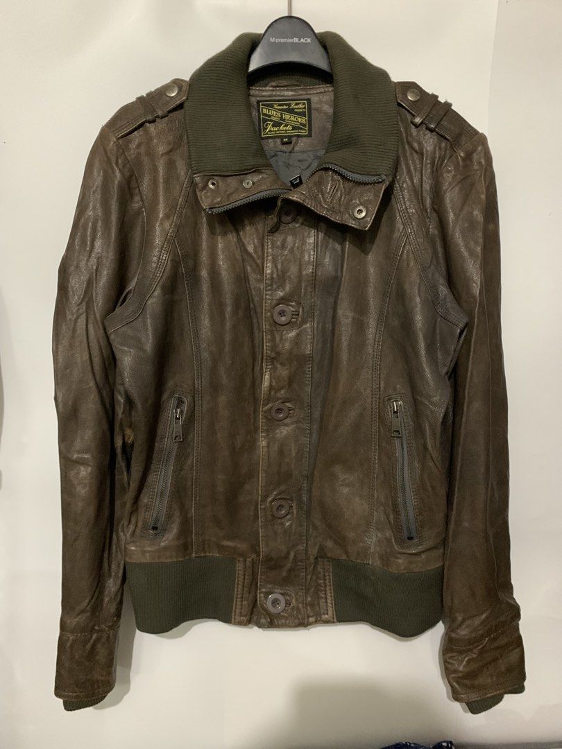 Blue Heroes Brown Bikers Genuine Leather Jacket (Category: Coats, Jackets and Outerwear) located in Bulacan. Submitted by ridersthrift_ph (Listing ID 1468625794, Image 1). Description: Blue Heroes Genuine Leather Jacket Size Medium Exact Dimes - Width 20 inches - Length 27.5 inches - Sleeeves 25 inches - Shoulder 17 inches In Great Condition Check flicks for details 2,680php Free Shipping (payment first basis) Gcash or Bank Payment Bulacan 📍.