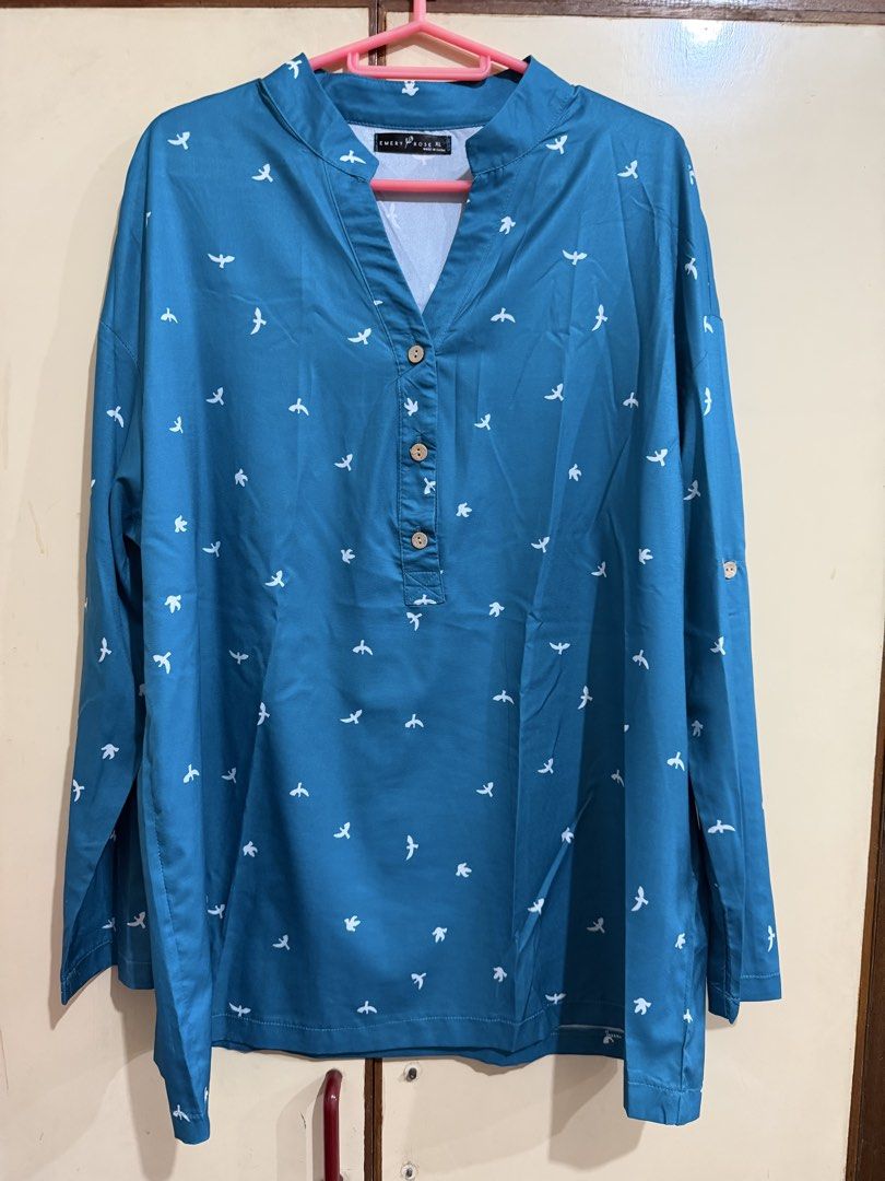 Blue Longsleeves XL (Category: Longsleeves) located in Manila. Submitted by preloved_new_forsale (Listing ID 1468517299, Image 1). Description: .