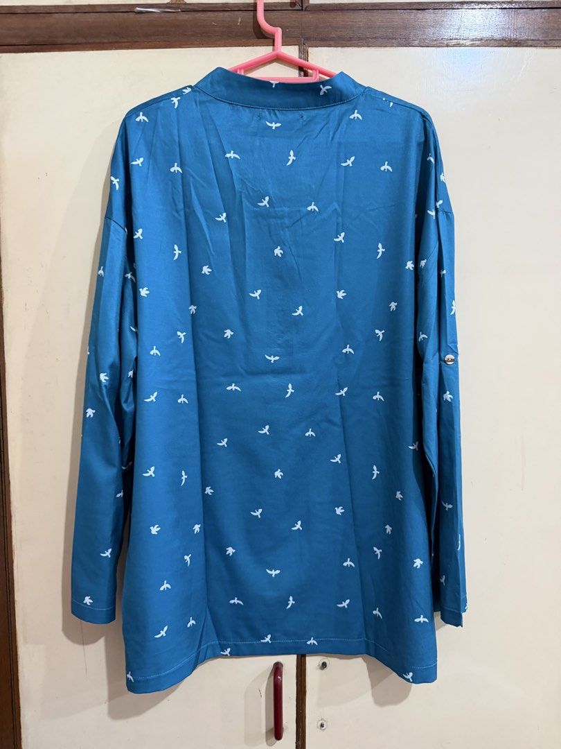 Blue Longsleeves XL (Category: Longsleeves) located in Manila. Submitted by preloved_new_forsale (Listing ID 1468517299, Image 2). Description: .