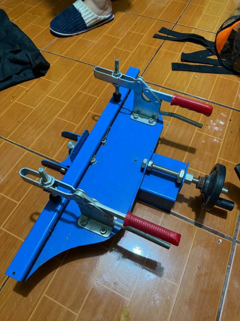 Blue Screen Printing Screen Stretcher Mesh Tensioner Tool (Category: Craft Supplies & Tools) located in Cavite. Submitted by firekaitty27 (Listing ID 1468710956, Image 2). Description: Screen stretcher for Tshirt printing from Uniprint (3rd pic for reference from UNIPRINT) Issue: 1 beses lang na use kasi for practice lang sana. Pero na busy na. Good as new po ito. For declutter na po ito. Original price: 12,000 chat nalang po para pag usapan nati