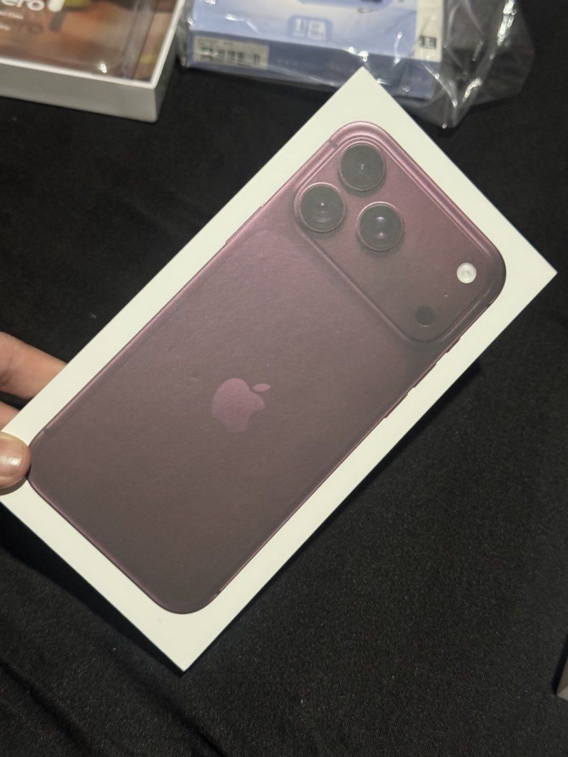 BNEW | IPHONE 18 PRO MAX 256GB FU / NTC (Category: iPhone 18 Series) located in Manila. Submitted by alycoo (Listing ID 1468585382, Image 1). Description: IPHONE 18 PRO MAX 256GB / BURGUNDY BRAND NEW inopen lang to check BOUGHT FROM BEYOND THE BOX W/ receipt. open for swap, send complete details. Loc: Caloocan‼️ Sm Fairview or Sm Tungko pref meet up. .