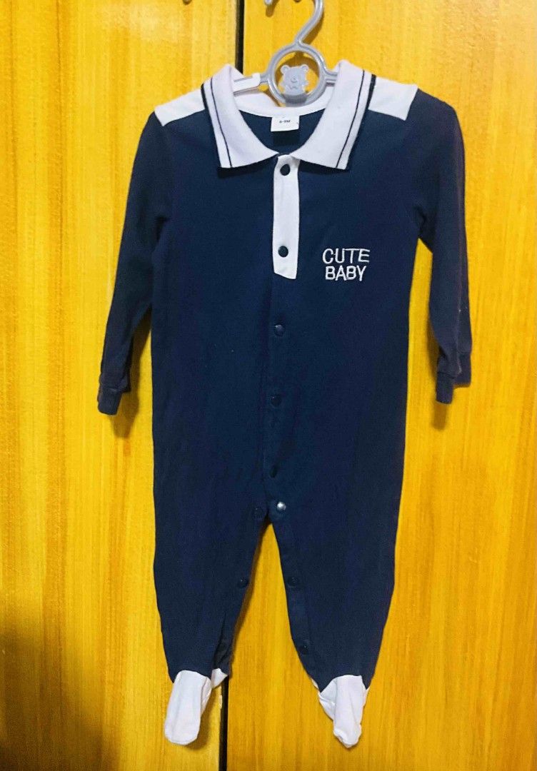 Body suit (Category: Babies & Kids Fashion) located in Quezon City. Submitted by supermom0711 (Listing ID 1468543024, Image 1). Description: Hi mga ka mommy🥰 Once lang po ito nagamit Mabilis po kasi lumaki si baby Timog area lang po.