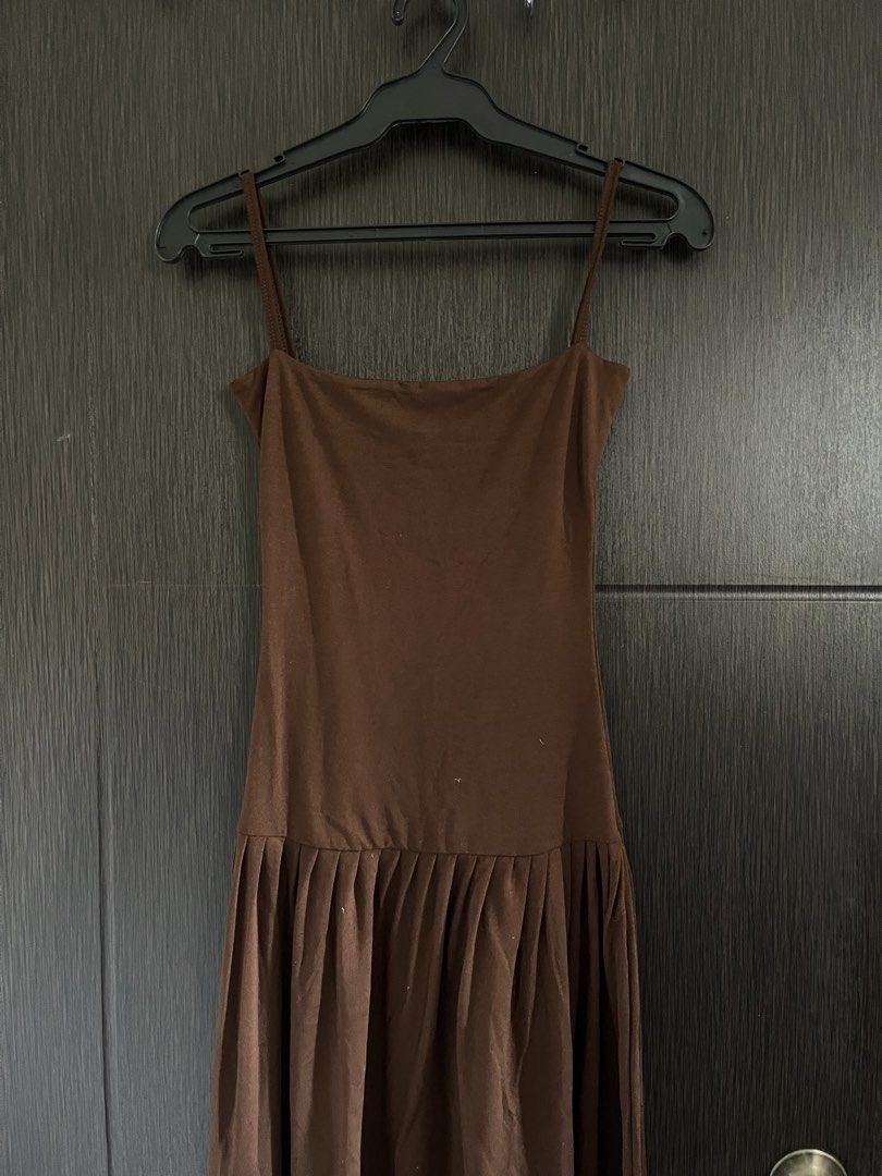 Bodycon Brown Dress (Category: Dresses) located in Manila. Submitted by irish_closet (Listing ID 1468542649, Image 1). Description: - Used only once - Bought in TT shop.