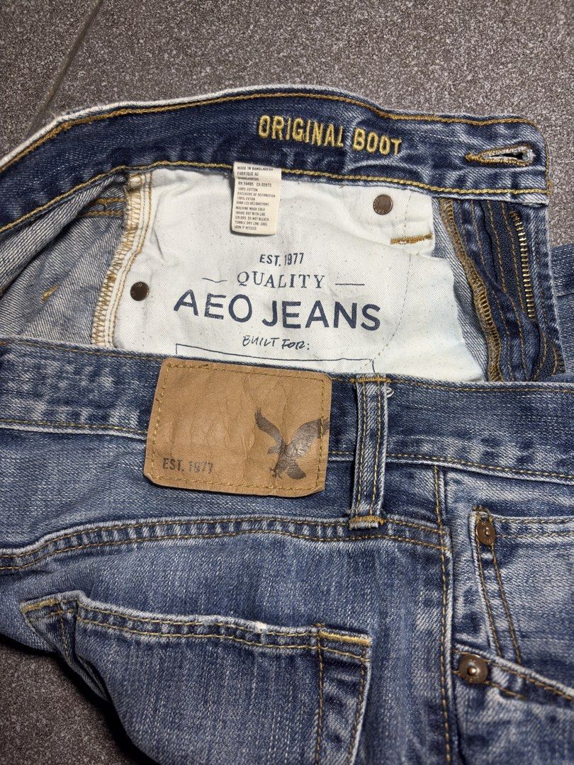 BOOTCUT JEANS AMERICAN EAGLE OUTFITTERS Y2K (Category: Jeans) located in Binan City. Submitted by micosarchive (Listing ID 1468621166, Image 2). Description: 29/32 100%cotton dm for more details .