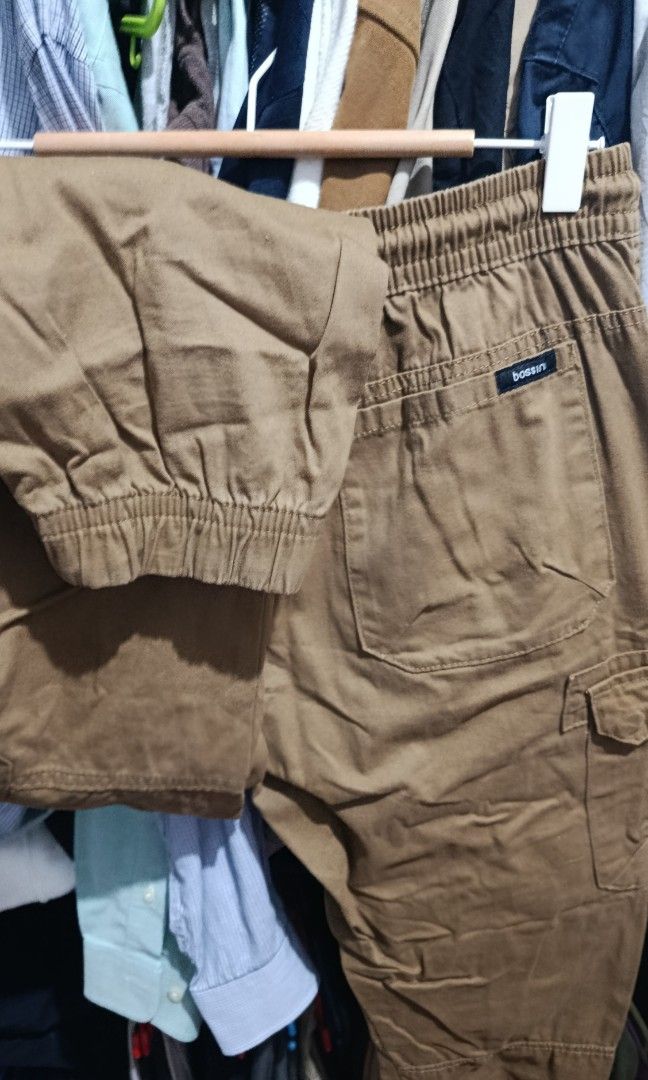 Bossini jogger pants (Category: Joggers) located in Jaen. Submitted by vinzyrus217291 (Listing ID 1468516788, Image 3). Description: .
