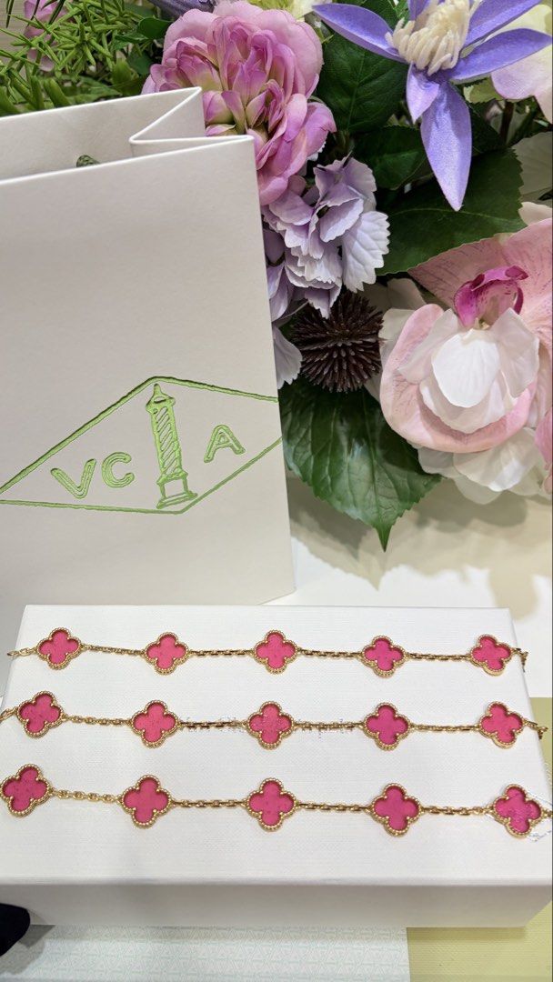 Bracelet (Category: Bracelets) located in Singapore. Submitted by stylego866 (Listing ID 1468614400, Image 10). Description: .