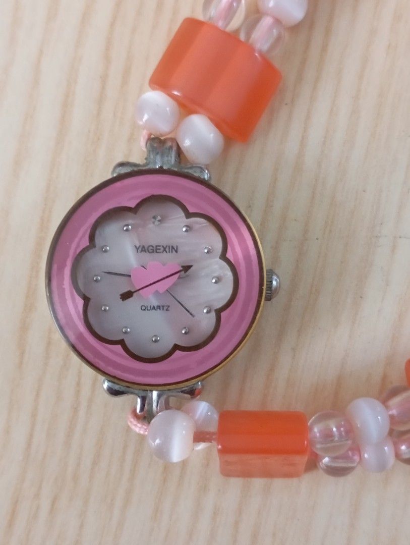 Bracelet watch (Category: Women's Watches) located in Las Pinas. Submitted by quick_deals_great_finds2 (Listing ID 1468532825, Image 2). Description: Quartz with battery Good working condition.