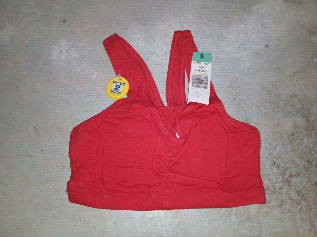 Bralette US BBEWTAG (Category: Undergarments & Loungewear) located in Los Banos. Submitted by mania-62906 (Listing ID 1468544422, Image 1). Description: BNEWTAG. US small red. (Bought in a dept store selling US surplus). (note: out of town from Nov 25 to Jan 25, 2027).