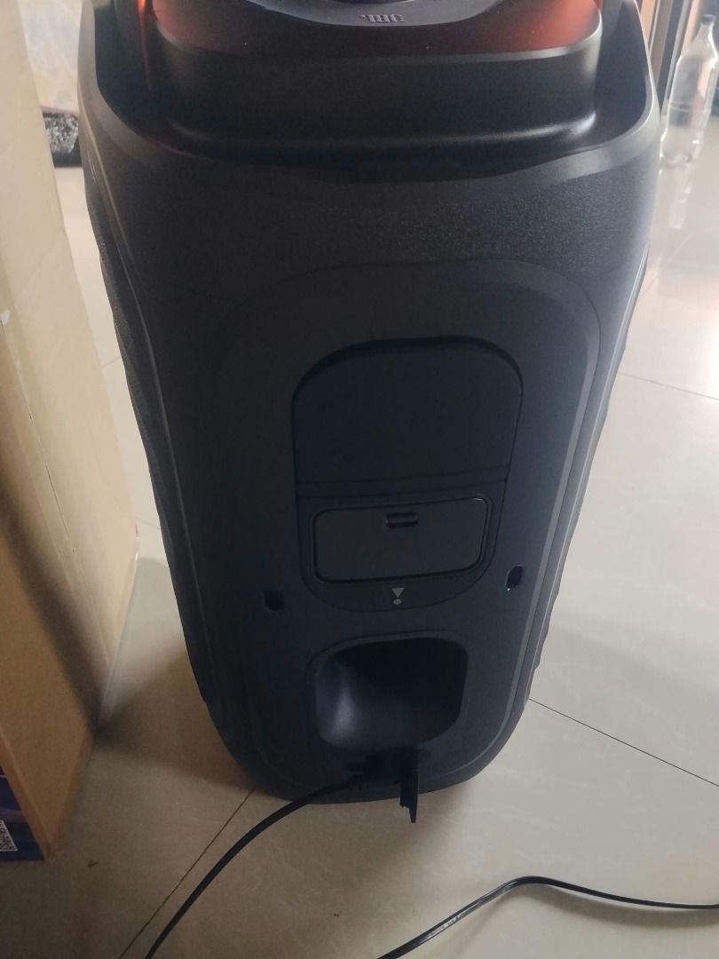 Brandnew JBL PARTYBOX 130 (Category: Soundbars, Speakers & Amplifiers) located in Caloocan City. Submitted by shella230718 (Listing ID 1468513858, Image 2). Description: .