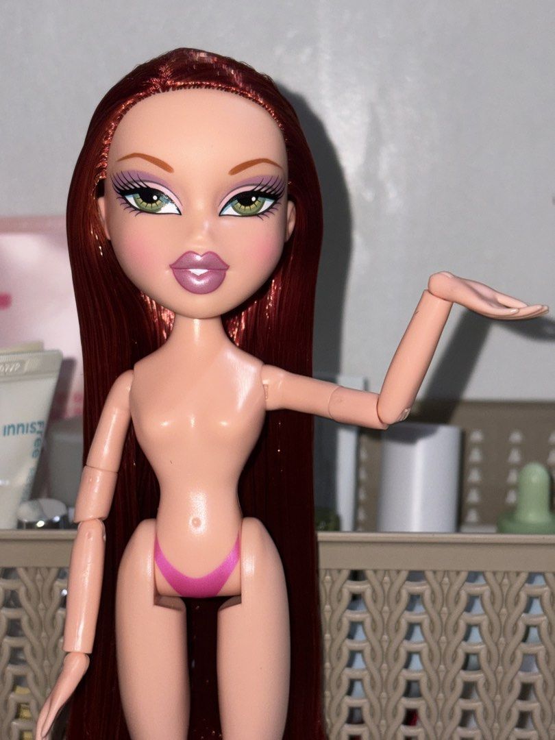 Bratz doll cady wave 1 (Category: Kids Toys) located in Bulacan. Submitted by ghouldoll (Listing ID 1468596770, Image 1). Description: Fs till tmr only Will come with random clothes and shoes! Free sf and pf 3200 lp‼️‼️ Rushh.