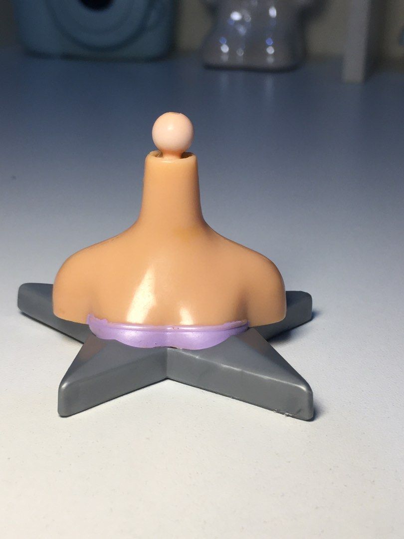 Bratz head gamez bust (Category: Kids Toys) located in Tarlac. Submitted by diva_bratzz (Listing ID 1468565205, Image 1). Description: Bratz head gamez bust cloe skin tone ₱350 MOP: Gcash MOD: j&t Please manage your expectations. WYSIWYG, so kindly check the photos carefully before buying. Thank you!💖.