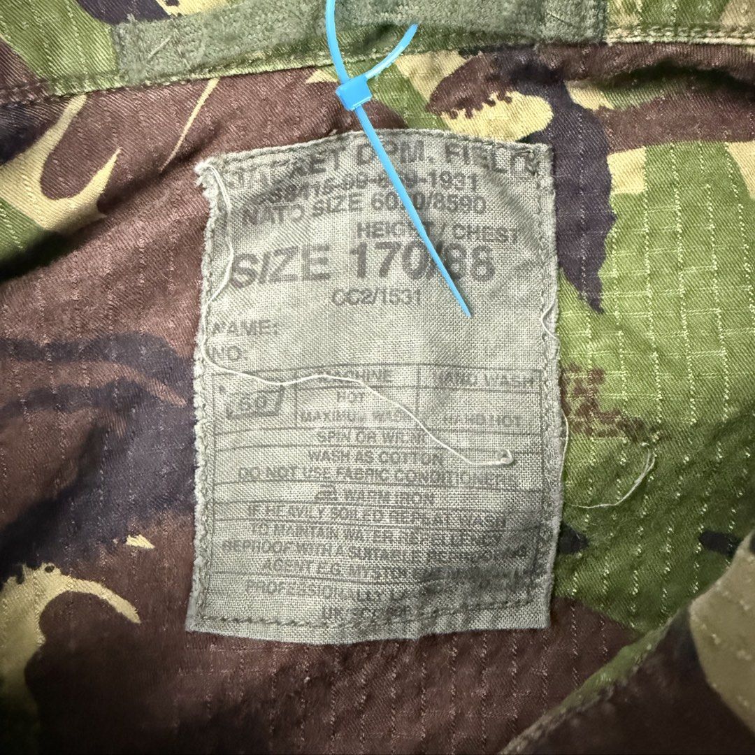 British Military DPM Field Jacket Combat Smock 170/88 (Category: Coats, Jackets and Outerwear) located in Cavite. Submitted by epiboie (Listing ID 1468680595, Image 2). Description: 1995 British army combat soldier DPM field jacket Size 170 on tag ( small to medium fit) 22x30 Color rate: 9.5/10 excellent condition 1980 -.