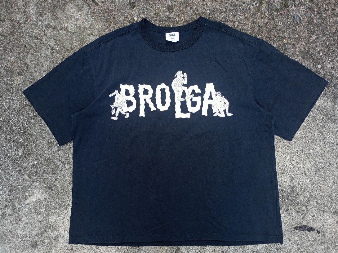 BROIGA x H&M Black Graphic Tee (Category: Tshirts & Polo Shirts ) located in General Santos City (Dadiangas). Submitted by jay-fits (Listing ID 1468618598, Image 1). Description: BROLGA x H&M Collaboration T-Shirt XL on tag 26x28 Black Color Rate 10/10, 🔥 Excellent Condition, No Issue Location Davao City Mine 390+Sf .