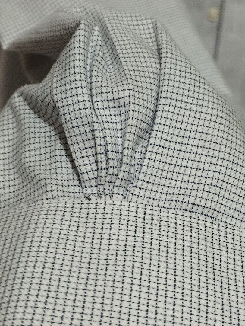 Brooks Brothers Polo Shirt (Category: Formal Shirts) located in San Fernando. Submitted by nerosales (Listing ID 1468505165, Image 3). Description: Brooks Brothers Polo Shirt width - 20 inches length - 30 inches very good condition 650 pesos only SM City Pampanga Shipping: J&T Payment : Gcash NO COD NO COP NO WAYBILL FIRST.