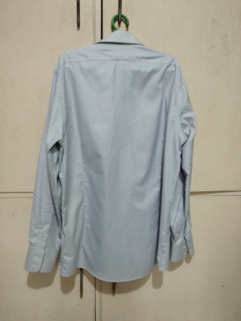 Brooks Brothers Polo Shirt (Category: Formal Shirts) located in San Fernando. Submitted by nerosales (Listing ID 1468505165, Image 2). Description: Brooks Brothers Polo Shirt width - 20 inches length - 30 inches very good condition 650 pesos only SM City Pampanga Shipping: J&T Payment : Gcash NO COD NO COP NO WAYBILL FIRST.