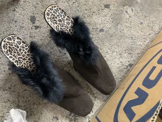 (Category: ) located in . Submitted by thriftnivee (Listing ID 1468586884, Image 1). Description: .