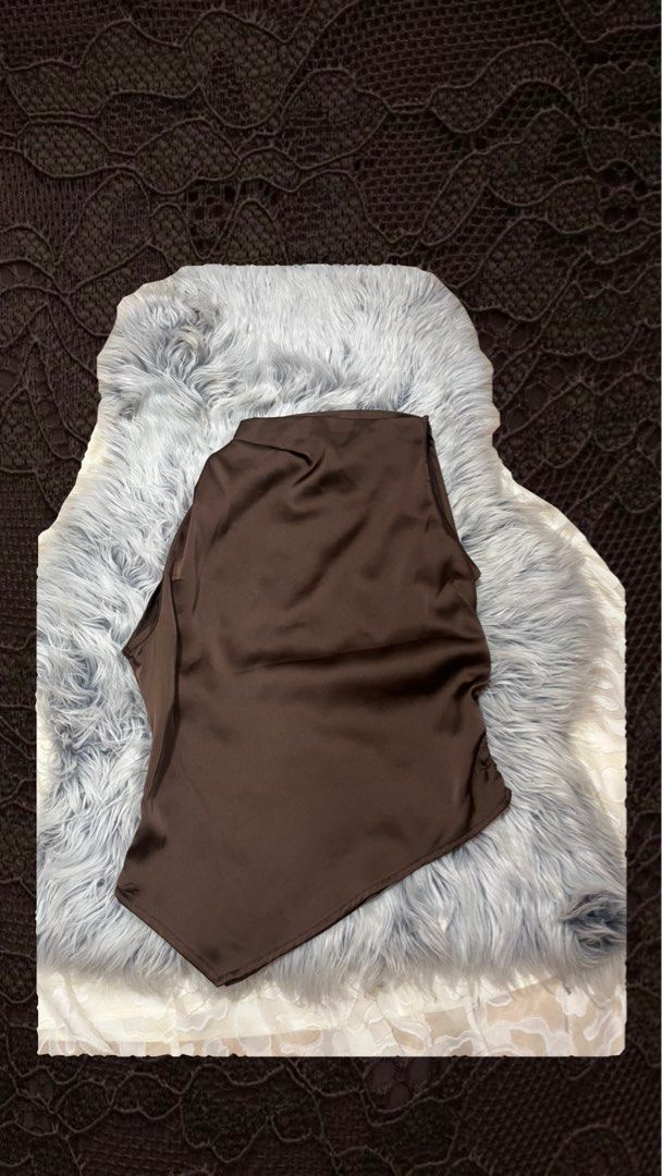 brown sexy top (Category: Sleeveless) located in Mabalacat. Submitted by rareflower.82ac1f (Listing ID 1468629614, Image 1). Description: .