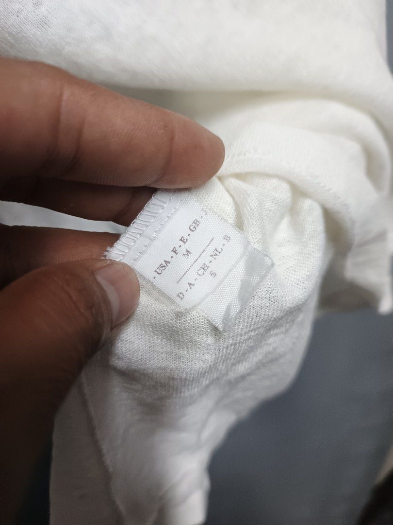 BRUNELLO CUCINELLI (Category: Sleeveless) located in Dasmarinas. Submitted by jessputrages (Listing ID 1468614180, Image 3). Description: For sale Brunello Cucinelli Excellent condition No issue 1500plus shipping fee Pm for more details.