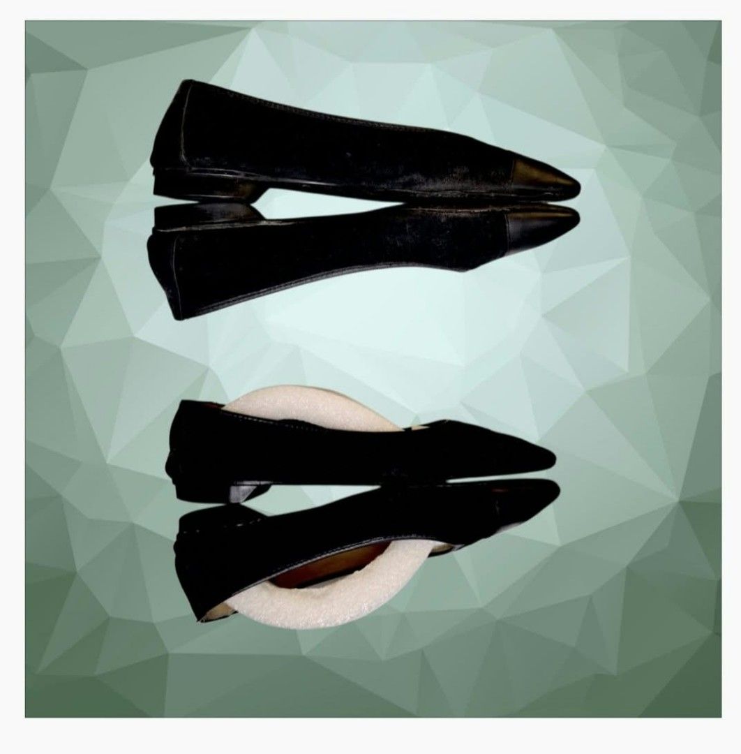 Bruno Magli Black Leather Square Toe Flats (Category: Flats & Sandals) located in Paranaque City. Submitted by calm_youngstore7 (Listing ID 1468593413, Image 3). Description: - Brand: Bruno Magli - Origin: Handmade in Italy - Material: Smooth leather cap toe with soft suede-like body and tan leather inner lining - Design: Square toe, low stacked heel, slip-on style - Condition: Soles show light wear with debossed logo pattern - Perfect for: Comfo