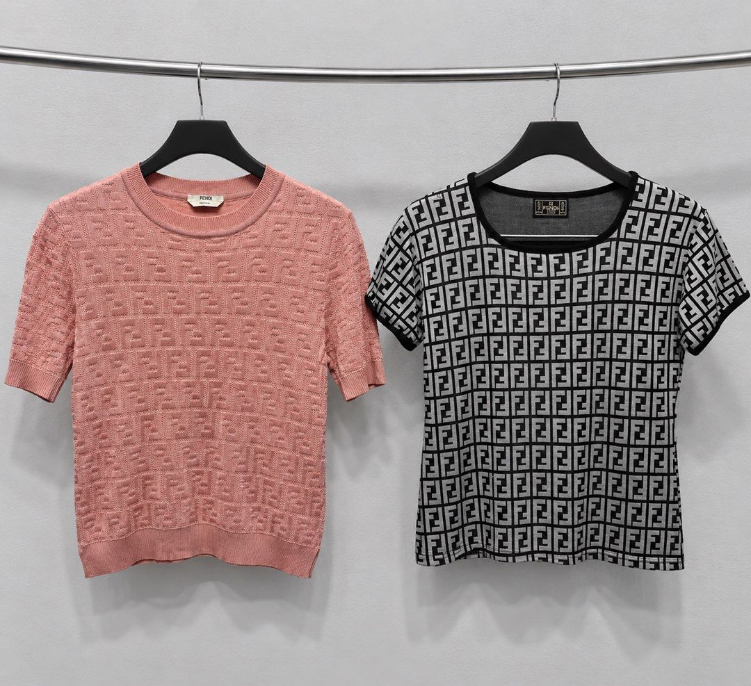 ▪️Bundle - Fendi monogram shirt (Category: Luxury Apparel) located in Makati City. Submitted by aveltot_rig (Listing ID 1468508259, Image 2). Description: Item: Bundle - Fendi monogram shirt Dimes: width: 17 x length: 22 fendi pink & width: 19 x length: 22 fendi black 📏 Condition: like new! ✨.