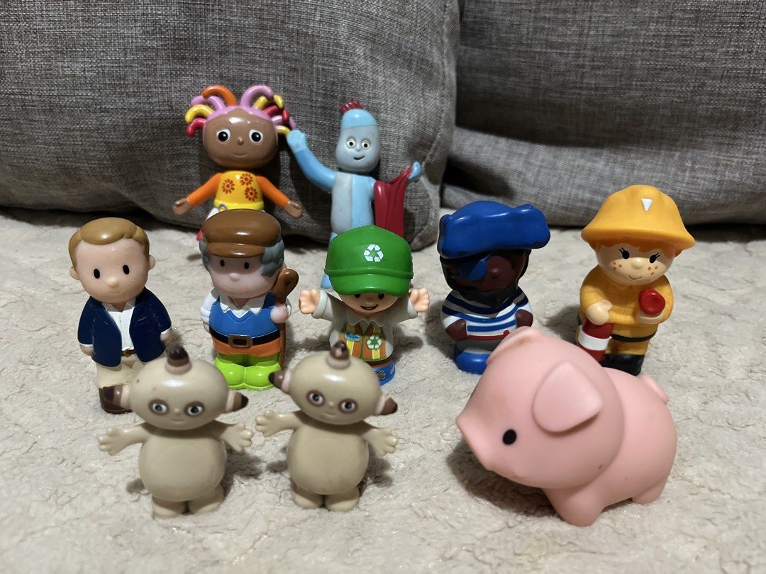 Bundle Little People (Category: Educational & Learning Toys) located in San Jose del Monte. Submitted by learn_andplaywithletty (Listing ID 1468568642, Image 1). Description: Take All Little people & In the night Garden. All original with markings.
