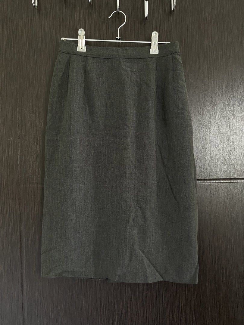 [BUNDLE] Pencil Skirt (Category: Skirts) located in Manila. Submitted by irish_closet (Listing ID 1468545640, Image 1). Description: - Never been used, no ww - Thrifted in Japan.