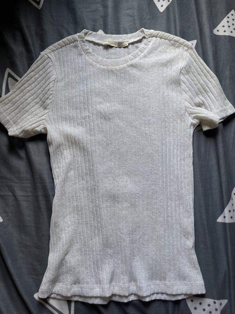 [BUNDLE] Zara & Forever 21 Summer tops (Category: Others Tops) located in Manila. Submitted by irish_closet (Listing ID 1468546153, Image 3). Description: - barely used.