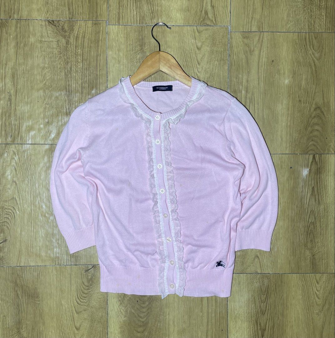 Burberry cardigan y2k top (Category: Longsleeves) located in Tacloban City. Submitted by susthriftshop (Listing ID 1468507041, Image 1). Description: Y2k burberry Excellent condition Need wash Color rate 9.5/10 .