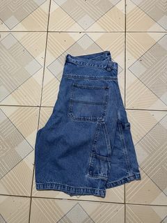 (Category: ) located in . Submitted by thriftfindsarchive (Listing ID 1468649927, Image 1). Description: .