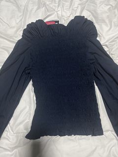 (Category: ) located in . Submitted by closetclearx (Listing ID 1468680374, Image 1). Description: .