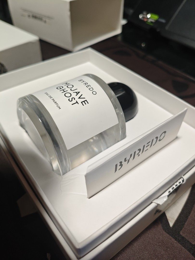 Byredo Mojave Ghost Eau De Parfum 100ml (Category: Fragrance & Deodorants) located in Manila. Submitted by erumohyouk22623 (Listing ID 1468649171, Image 1). Description: Byredo Mojave Ghost Eau de Parfum - Size: 100ml (Full size, big bottle) Brand new in box, meticulously kept free delivery within taguig.