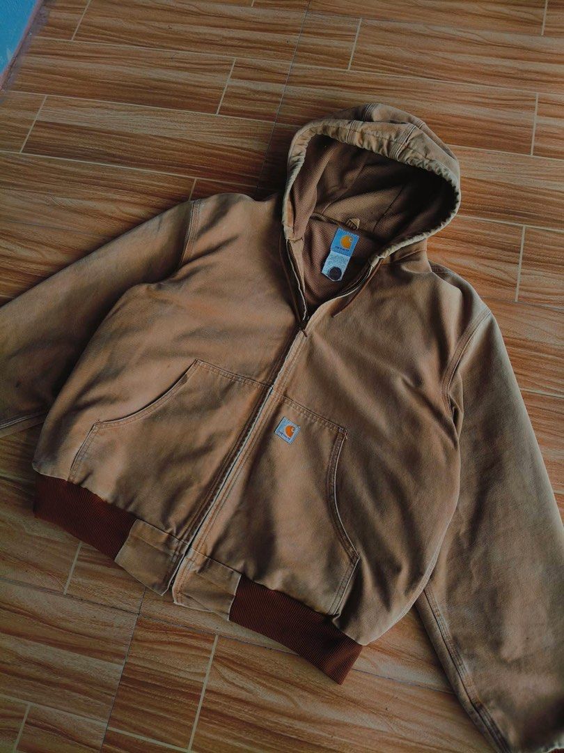 C4RHart jacket (Category: Coats, Jackets and Outerwear) located in Manila. Submitted by wanluis (Listing ID 1468654662, Image 1). Description: Boxy type BRN j131 25.5x26.5.