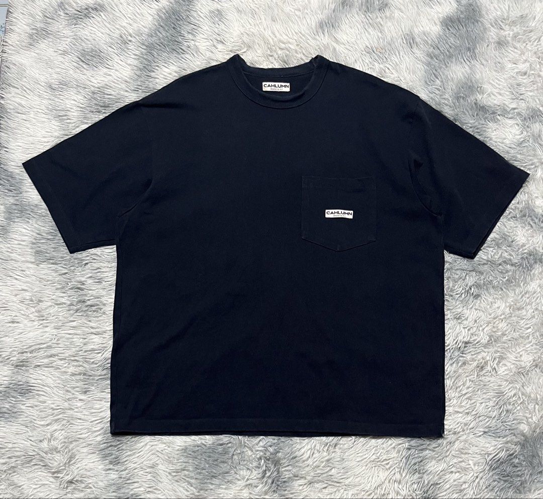 Cahlumn Shirt (Category: Tshirts & Polo Shirts ) located in Sasmuan (Sexmoan). Submitted by winterclothes.ph (Listing ID 1468514105, Image 1). Description: Cahlumn Shirt L on tag Oversize Width 26 Length 29.5 Verygood Condition.